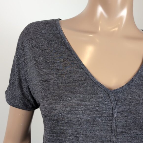 Banana Republic Gray Short Sleeve Relaxed Tshirt Silver Metallic Gray Vneck XS - Picture 3 of 10